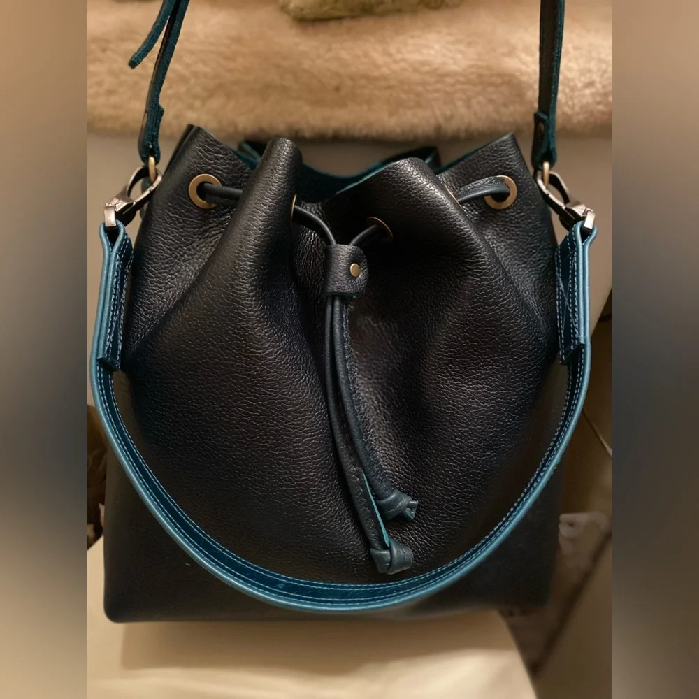 🆕 Portland Leather Goods LARGE Bucket Bag in BOREAL! 💚💙 - Picture 11 of 13
